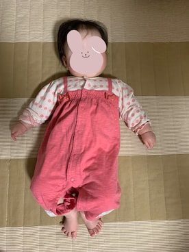 「アイテム（ロンパース、レッド系）」を使った、もりりさん（キッズ・70cm）の春コーディネート