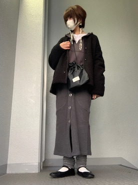 「MEDE19F（メデジュウキュウ）のアイテム（パーカー）」を使った、cheryさん（レディース・156cm）の冬コーディネート