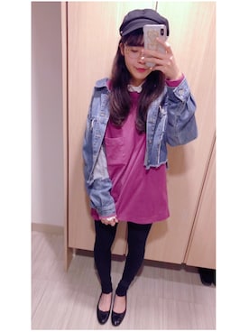 「UNIQLO（ユニクロ）のクルーネックＴ（長袖）（Tシャツ/カットソー、パープル系）」を使った、ari＊.°さん（レディース・168cm）の春コーディネート