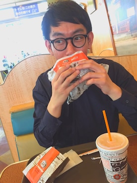 「MARNI（マルニ）のアイテム（シャツ/ブラウス、ブルー系）」を使った、たこやきさん（メンズ）の春コーディネート