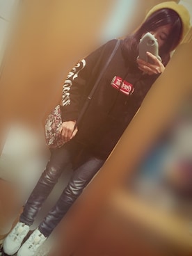 「ミニオンズ」｜うにょぴさん（レディース・157cm）の秋コーディネート
