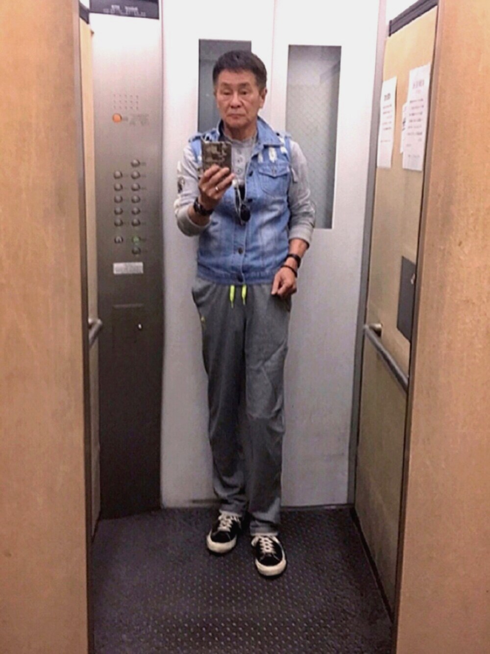 「着回しコーデ」｜「PUMAのILP スウェットパンツ（その他パンツ、ブラック系）」を使った、K-Kenji⚾️さん（メンズ・174cm）の春コーディネートの1枚目の写真