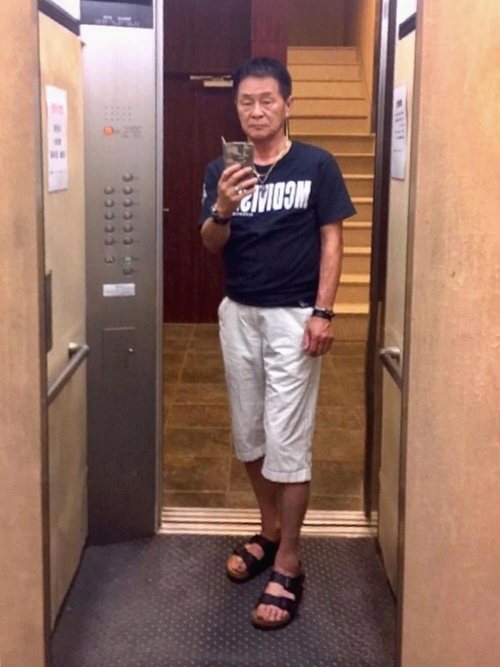 「短パン」｜「ikkaのツイルクロプトトラウザーパンツ（その他パンツ、ホワイト系）」を使った、K-Kenji⚾️さん（メンズ・174cm）の夏コーディネートの1枚目の写真