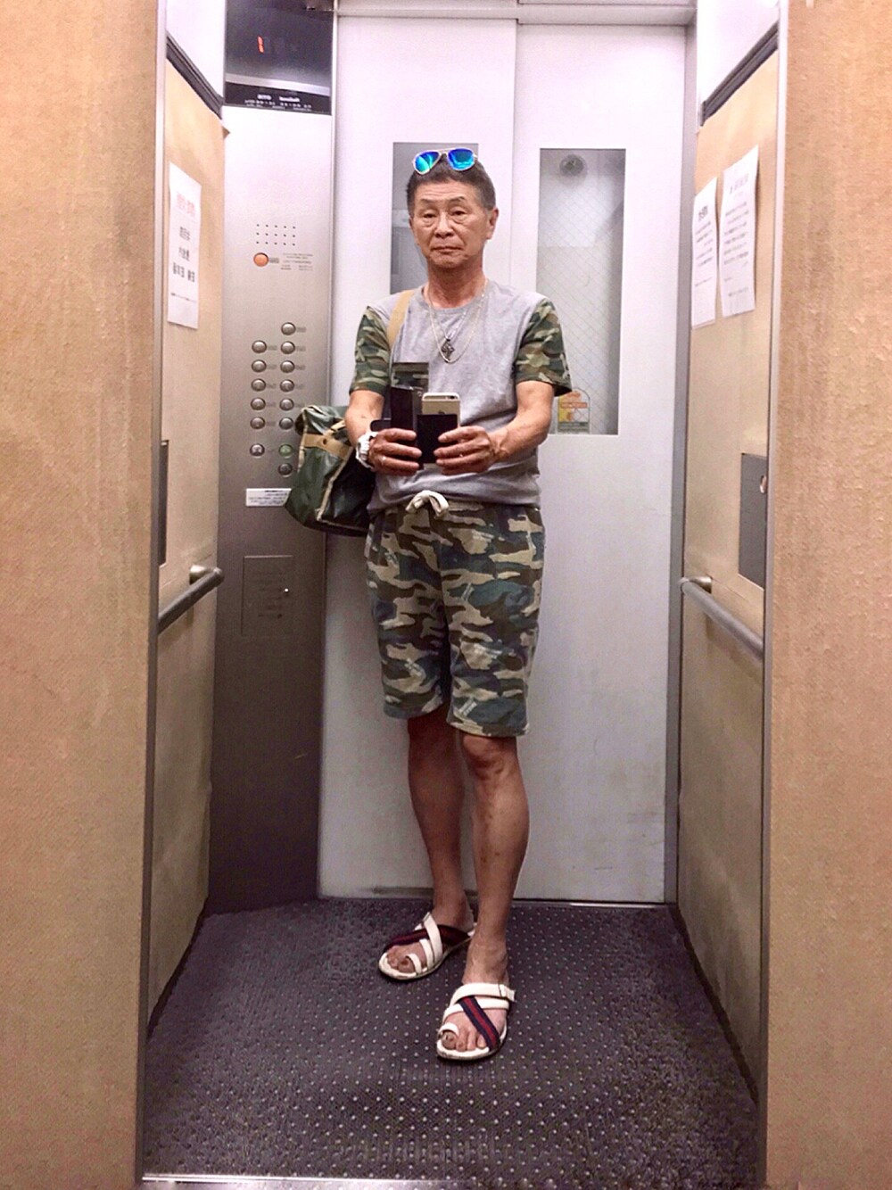 「カモフラコーデ、真夏日」｜「FOREVER 21のアイテム（Tシャツ/カットソー、グレー系）」を使った、K-Kenji⚾️さん（メンズ・174cm）の夏コーディネートの1枚目の写真