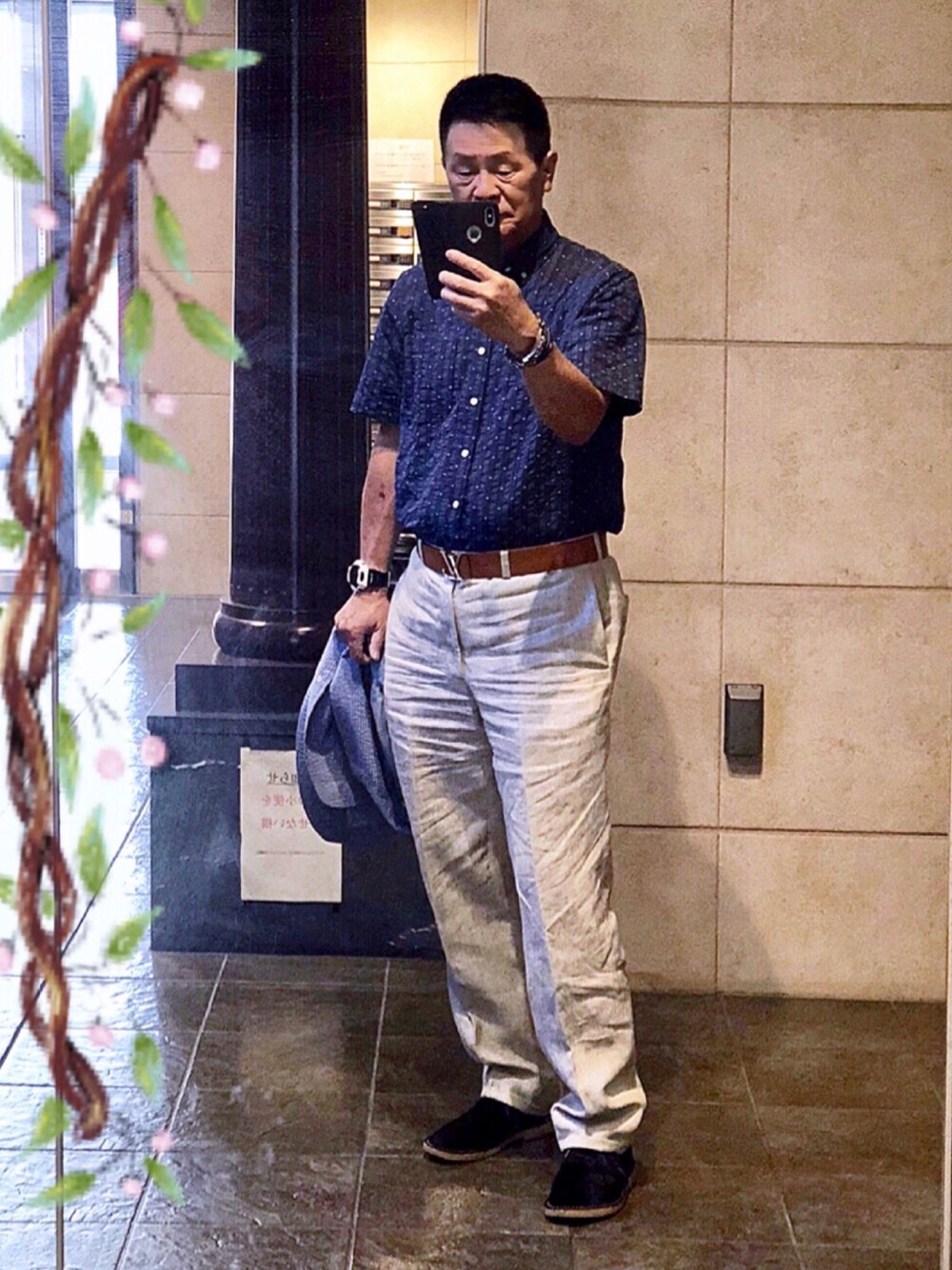 「夏コーデ」｜「BARNEYS NEWYORKの通気汗ばむ肌にくっつかない粗目リネン100％パンツ（その他パンツ、ベージュ系）」を使った、K-Kenji⚾️さん（メンズ・174cm）の夏コーディネートの1枚目の写真
