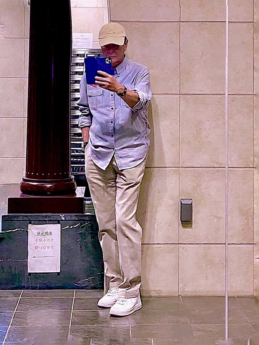 「Timberlandのダブルポケット ボタンダウン長袖シャツ（シャツ/ブラウス、グレー系）」を使った、K-Kenji⚾️さん（メンズ・174cm）の秋コーディネートの1枚目の写真