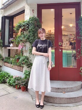 「epineのアイテム（Tシャツ/カットソー、ブラック系）」を使った、Hikariさん（レディース・175cm）の夏コーディネート