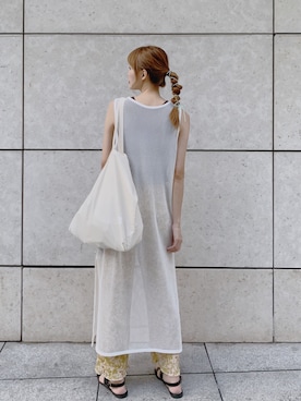 「niko and...（ニコアンド）のフィッシュネットノースリーブワンピース（ワンピース、ホワイト系）」を使った、Hikariさん（レディース・175cm）の夏コーディネート