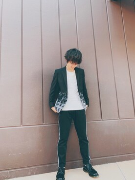「Education from Youngmachines（エデュケーションフロムヤングマシーン）のアイテム（テーラードジャケット）」を使った、SHOYAさん（メンズ・173cm）の春コーディネート