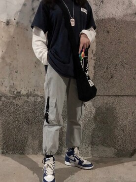 「AIR JORDAN（エアジョーダン）のアイテム（シューズ、ブルー系）」を使った、折原临也さん（メンズ・168cm）の夏コーディネート