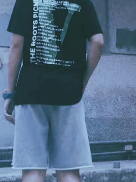 「VLONE（ヴィーロン）のアイテム（トップス、ブラック系）」を使った、折原临也さん（メンズ・168cm）の秋コーディネート