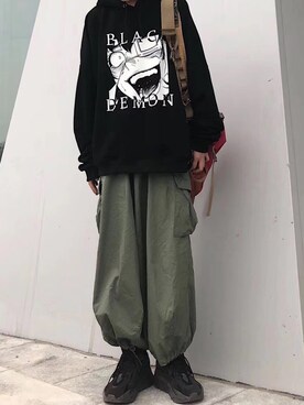 「adidas（アディダス）のヤング 96 [Yung-96 Chasm Shoes] アディダスオリジナルス（スニーカー、ホワイト系）」を使った、折原临也さん（メンズ・168cm）の秋コーディネート