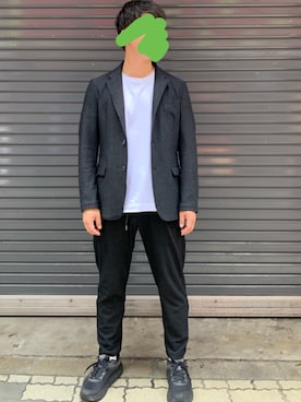 「ARMURE（アルミュール）のアイテム（テーラードジャケット）」を使った、あかおさん（メンズ・171cm）の秋コーディネート