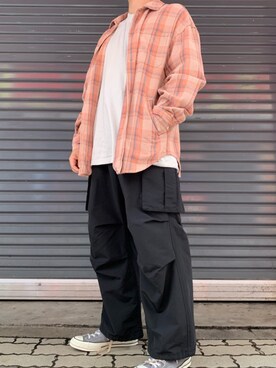 「B'2nd（ビーセカンド）のアイテム（カーゴパンツ）」を使った、あかおさん（メンズ・171cm）の秋コーディネート