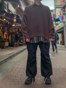 「B'2nd（ビーセカンド）のアイテム（カーゴパンツ）」を使った、あかおさん（メンズ・171cm）の秋コーディネート