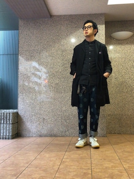 「ロールアップ」｜「アイテム（チェスターコート）」を使った、n@oyaさん（メンズ・174cm）の春コーディネート