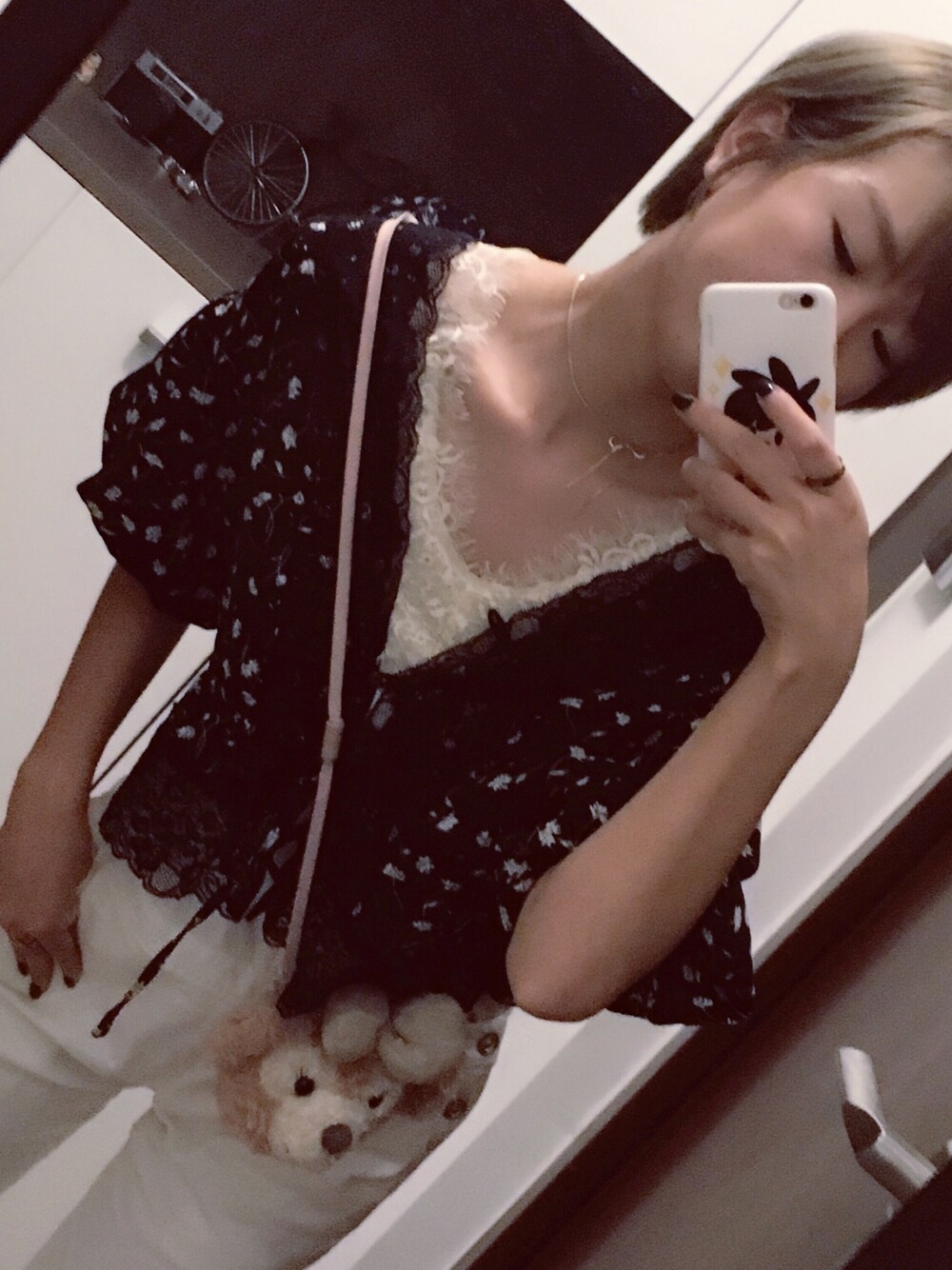 「outfit」｜「NICE CLAUPのアイテム（カーディガン/ボレロ、ブラック系）」を使った、sunmidayさん（レディース・170cm）の秋コーディネートの1枚目の写真