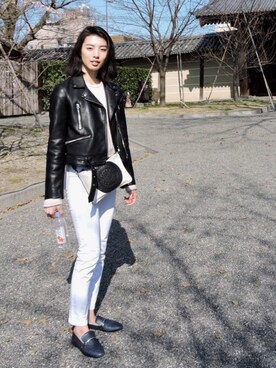 「stradivarius（ストラディバリウス）のアイテム（ローファー）」を使った、Akariさん（レディース・164cm）の春コーディネート