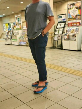 「おとなコーデ」｜「アイテム（カーゴパンツ）」を使った、しゅんマルさん（メンズ・172cm）の春コーディネート