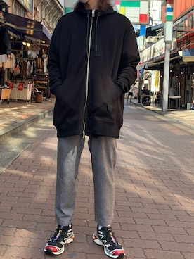「B'2nd（ビーセカンド）のアイテム（パーカー）」を使った、kantaさん（メンズ・165cm）の秋コーディネート