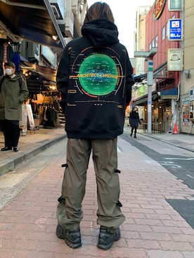 「B'2nd（ビーセカンド）のアイテム（パーカー）」を使った、kantaさん（メンズ・165cm）の冬コーディネート