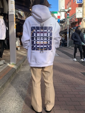 「B'2nd（ビーセカンド）のアイテム（パーカー）」を使った、kantaさん（メンズ・165cm）の冬コーディネート