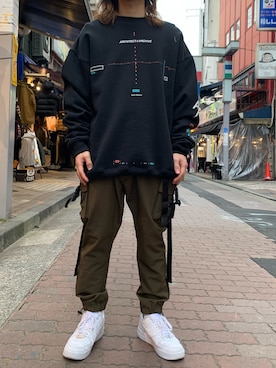 「B'2nd（ビーセカンド）のアイテム（スウェット）」を使った、kantaさん（メンズ・165cm）の冬コーディネート