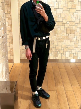 「improves（インプローブス）のアイテム（チノパンツ）」を使った、𝓶𝓪𝓭𝓸𝓰𝓲𝔀𝓪さん（メンズ・180cm）の春コーディネート