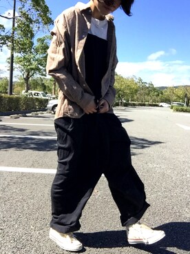 「NEEDLE WORK（ニードルワーク）のアイテム（オールインワン・サロペット）」を使った、W H...さん（レディース・160cm）の秋コーディネート