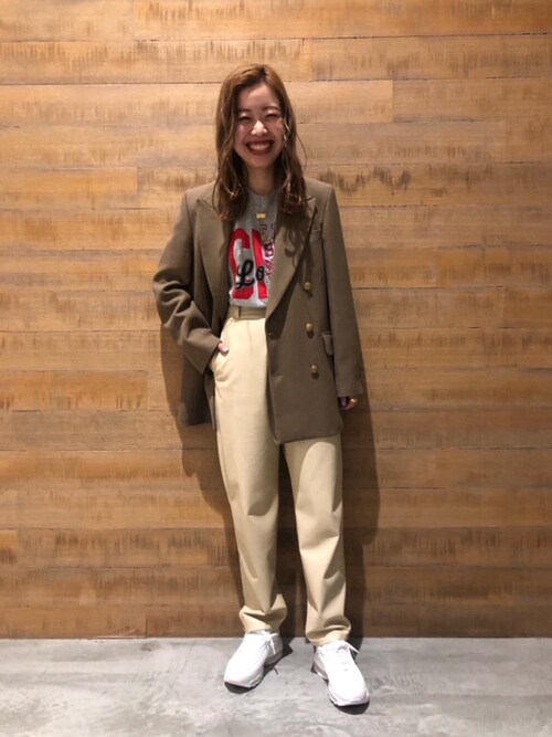 Hana Watabe ビューティ ユース ユナイテッドアローズ みなとみらい店 Beauty Youth United Arrowsのテーラードジャケットを使ったコーディネート Wear