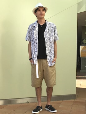 「HVC（エイチブイシー）のアイテム（帽子）」を使った、GRAND GLOBALアウトレットさん（メンズ・180cm）の夏コーディネート