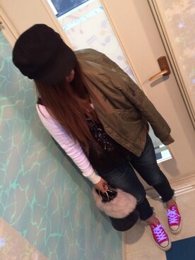 「Ungrid（アングリッド）のインディゴフレイドヘムストスリ（デニムパンツ）」を使った、azuさん（レディース・154cm）の春コーディネート