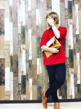 「GU（ジーユー）のアイテム（Tシャツ/カットソー、レッド系）」を使った、takahiroshishidoさん（メンズ・170cm）の秋コーディネート