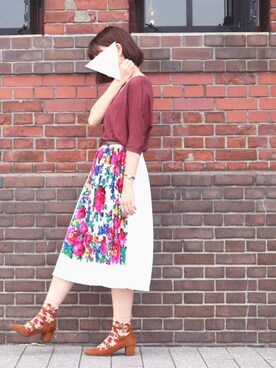 「UNIQLO（ユニクロ）のアイテム（Tシャツ/カットソー、ブラウン系）」を使った、miさん（レディース・164cm）の冬コーディネート