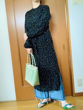 「シャツワンピ」｜「アイテム（ビーチサンダル）」を使った、Nonomisakuさん（レディース・170cm）の夏コーディネート
