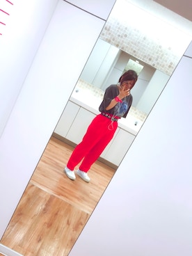 「H&M（エイチ・アンド・エム）のアイテム（パンツ、レッド系）」を使った、ひひひさん（レディース・153cm）の夏コーディネート