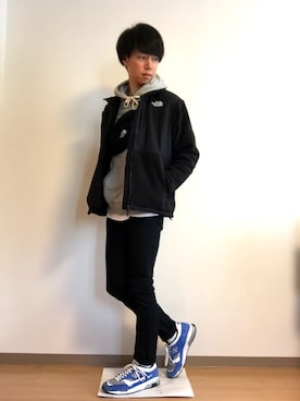 「GU（ジーユー）の（GU）スキニーフィットジーンズ（MEN ⁄ ジーンズ）」を使った、キノピーさん（メンズ・174cm）の春コーディネート