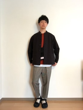 「MHL.」｜「アイテム（カバーオール）」を使った、キノピーさん（メンズ・174cm）の春コーディネート