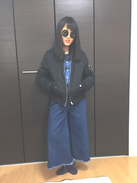 「SPINNS（スピンズ）のアイテム（デニムパンツ、ブルー系）」を使った、なつこさん（レディース・152cm）の春コーディネート