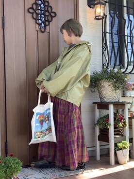 ブルゾンを使った 黄緑 のレディース人気ファッションコーディネート Wear