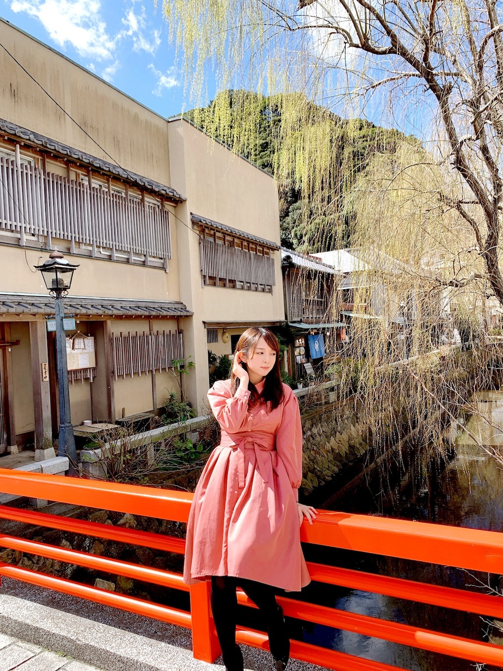 「シャツワンピ、ピンクコーデ、春コーデ、春ワンピ、MIIA、福袋コーデ、GU、ペタンコ靴」｜「MIIAのシャツワンピース（シャツワンピース、ピンク系）」を使った、Wさん（レディース・157cm）の夏コーディネートの1枚目の写真