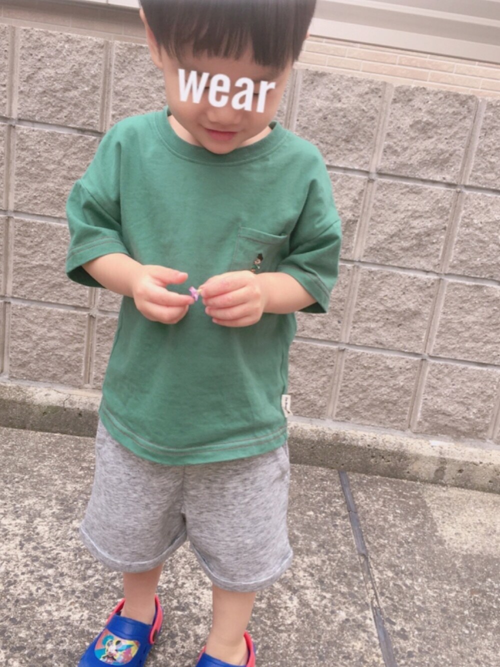 「3歳、3歳男の子、プチプラ」｜「しまむらのアイテム（Tシャツ/カットソー、グリーン系）」を使った、®︎etasさん（キッズ・90cm）の春コーディネートの1枚目の写真