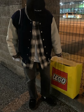 「Levi's」｜「アイテム（スタジャン）」を使った、sunさん（メンズ・157cm）の冬コーディネート