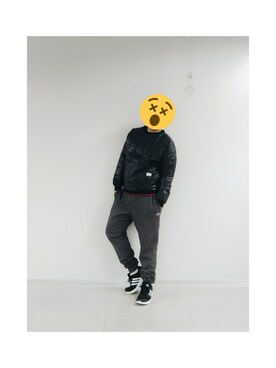 「Champion（チャンピオン）のアイテム（チノパンツ）」を使った、Maxさん（メンズ・172cm）の冬コーディネート
