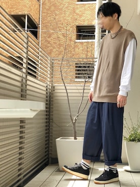 「アイテム（ベスト）」を使った、iSHiさん（メンズ・181cm）の春コーディネート