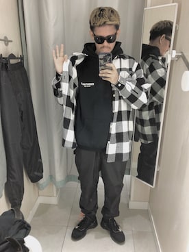 「INARI（イナリ）のアイテム」を使った、おかわり王子さん（メンズ・180cm）の春コーディネート