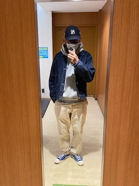 「チャックテイラー」｜「アイテム（デニムジャケット）」を使った、おかわり王子さん（メンズ・180cm）の春コーディネート