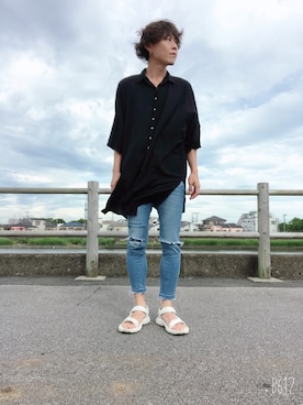 「KMRii（ケムリ）のアイテム（シャツ/ブラウス）」を使った、jununoさん（メンズ・173cm）の夏コーディネート