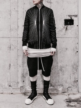 「RICK OWENS」｜「アイテム（MA-1）」を使った、Aさん（メンズ・180cm）の秋コーディネート