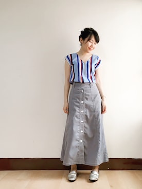 「EXPRESS（エクスプレス）のアイテム（トップス）」を使った、WendyJ.さん（レディース・153cm）の春コーディネート